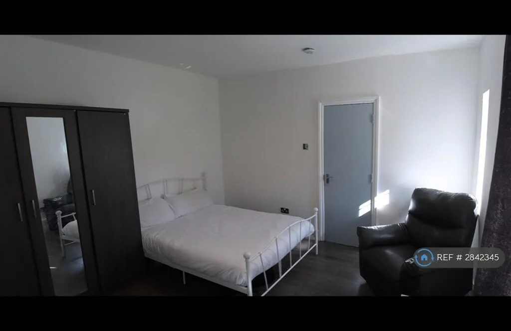 4 bedroom terraced house for rent