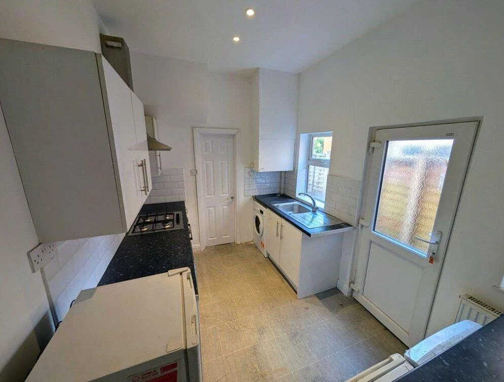 3 bedroom apartment for rent