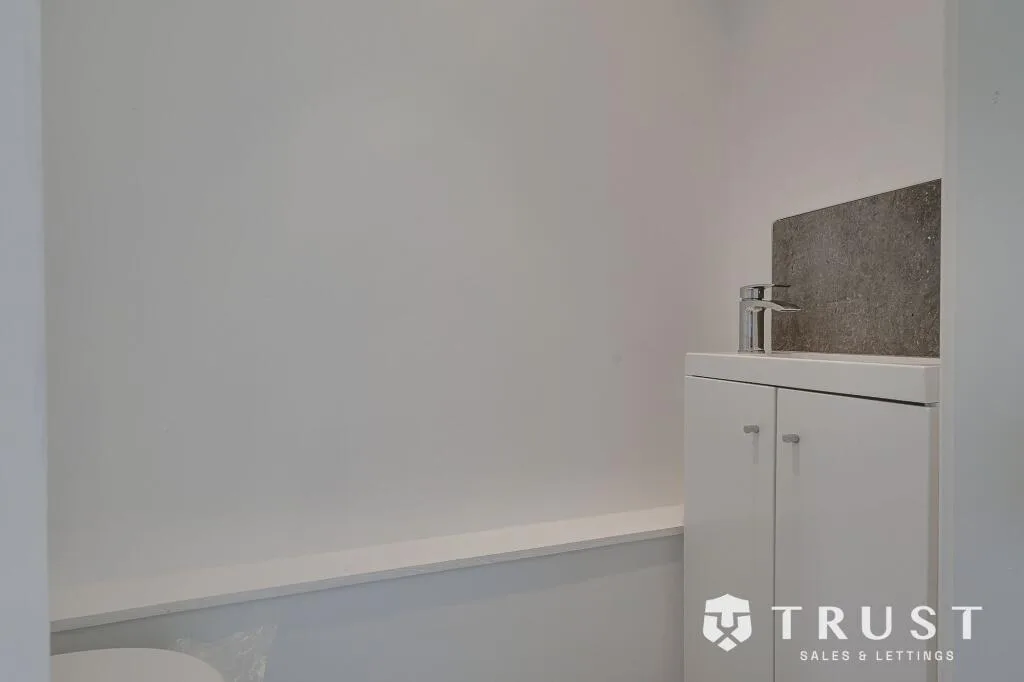 4 bedroom town house for rent