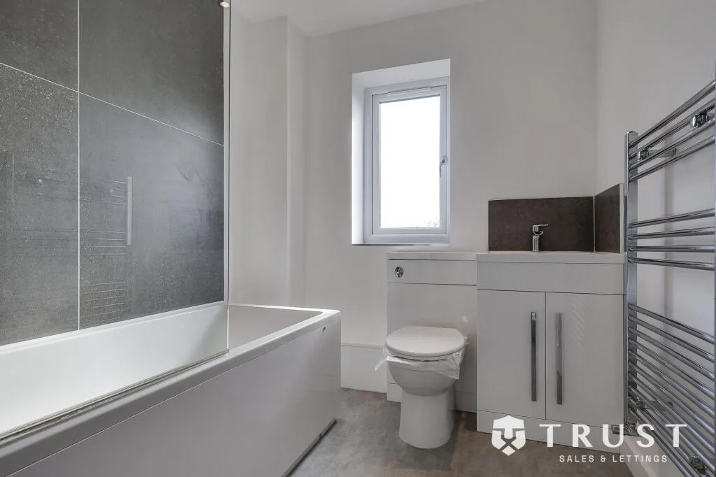 4 bedroom town house for rent