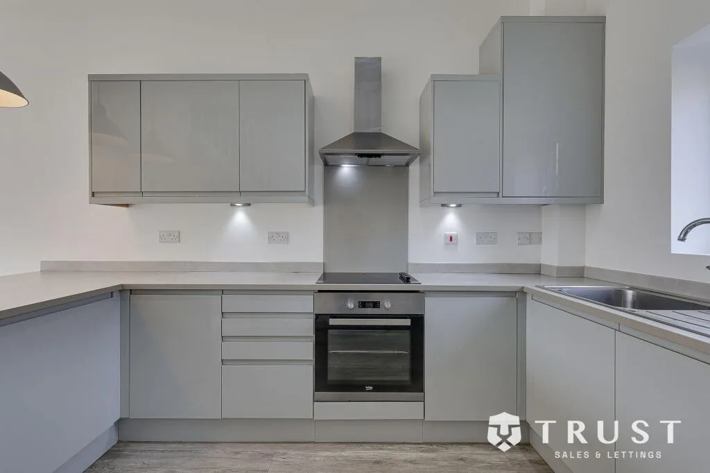 4 bedroom town house for rent