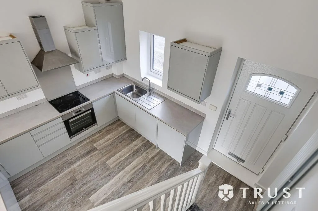4 bedroom town house for rent