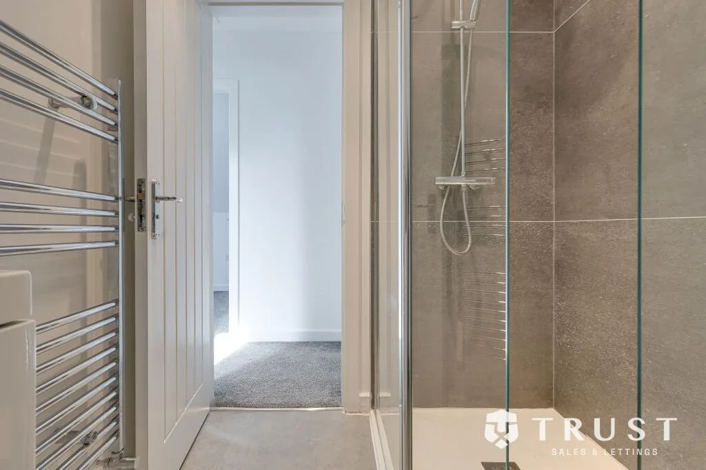 4 bedroom town house for rent