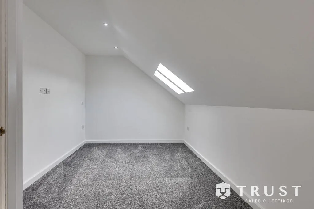 4 bedroom town house for rent