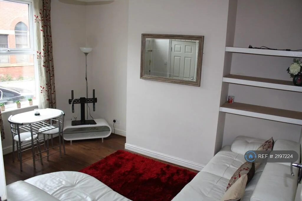 2 bedroom terraced house for rent
