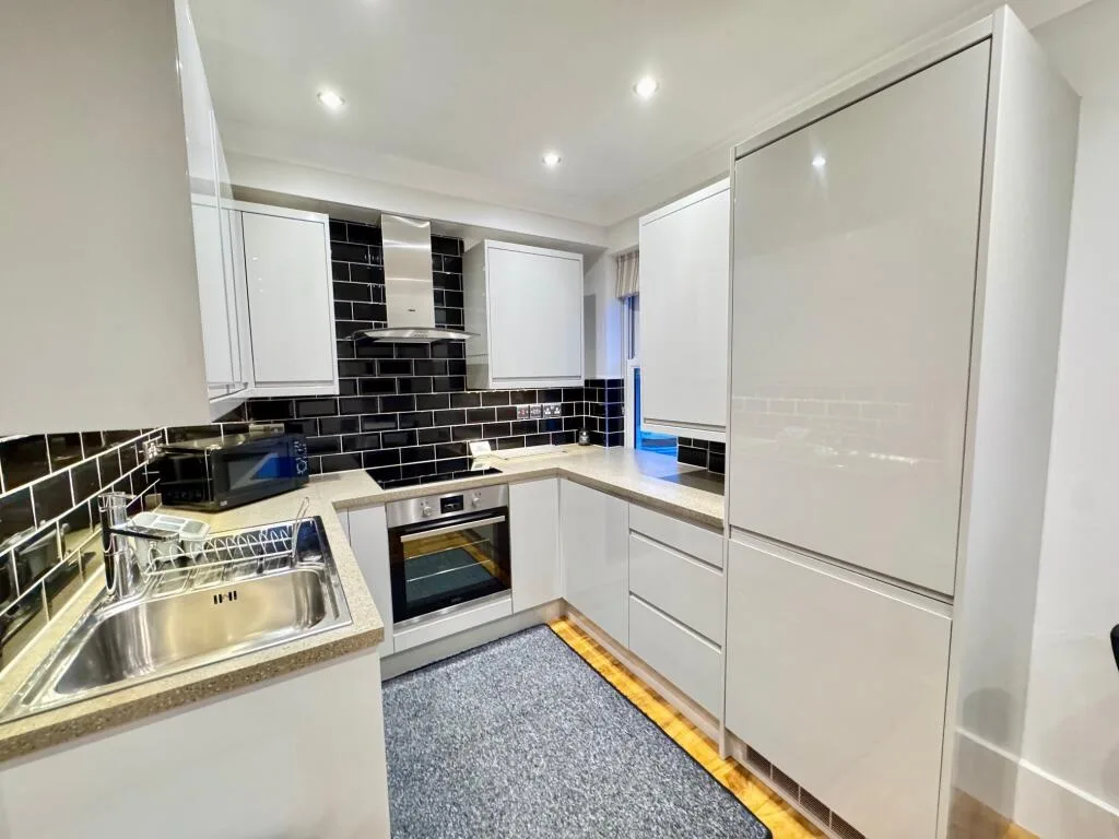 2 bedroom apartment for rent