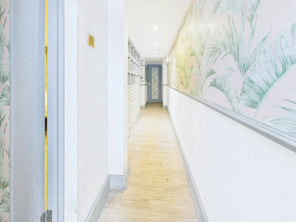 1 bedroom maisonette for rent
