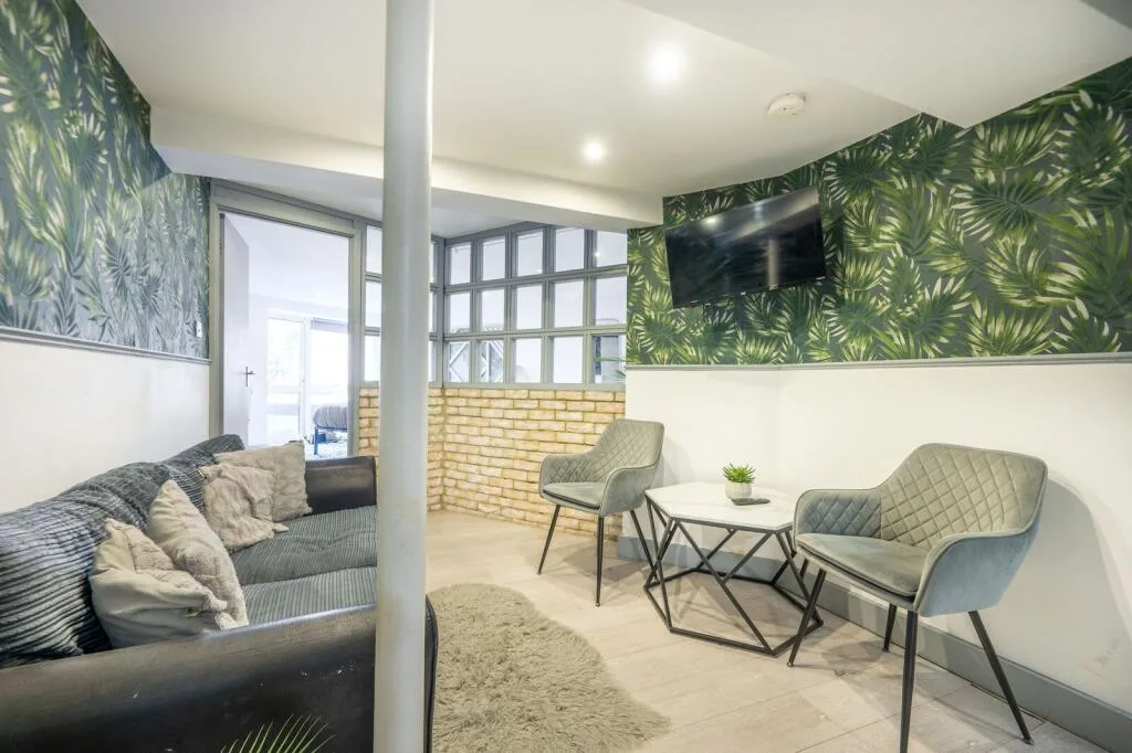 1 bedroom flat for rent