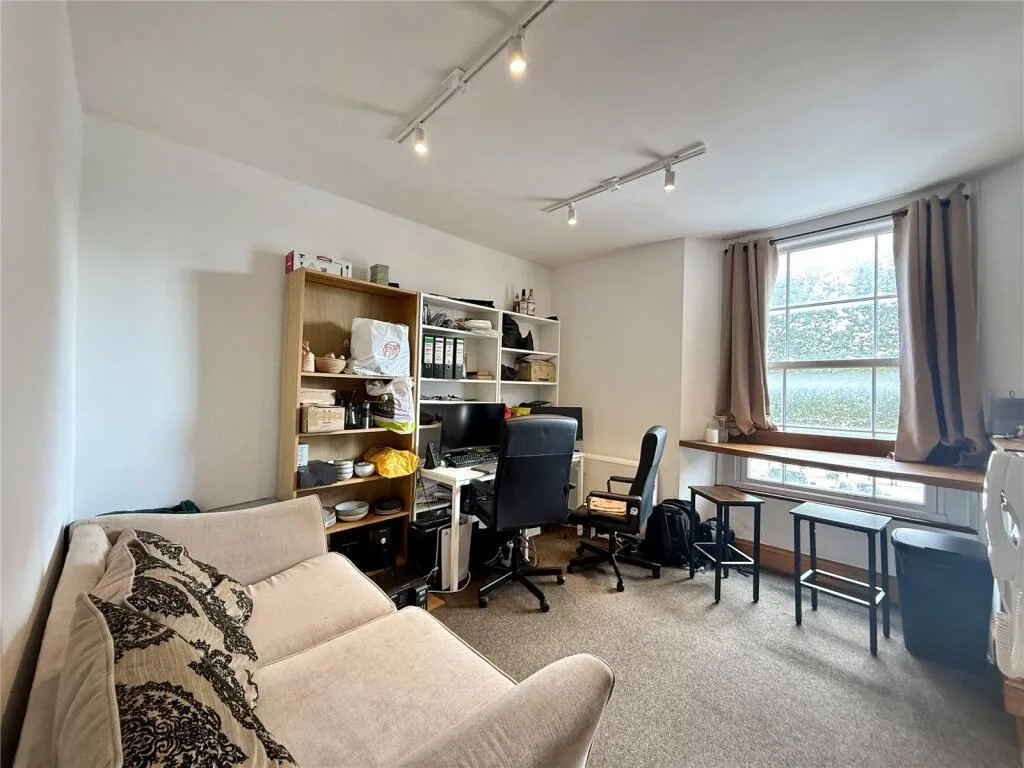 Studio apartment for rent