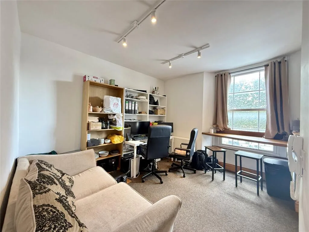Studio apartment for rent