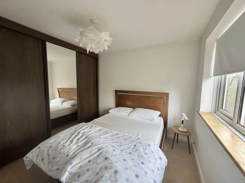 3 bedroom semi-detached house for rent