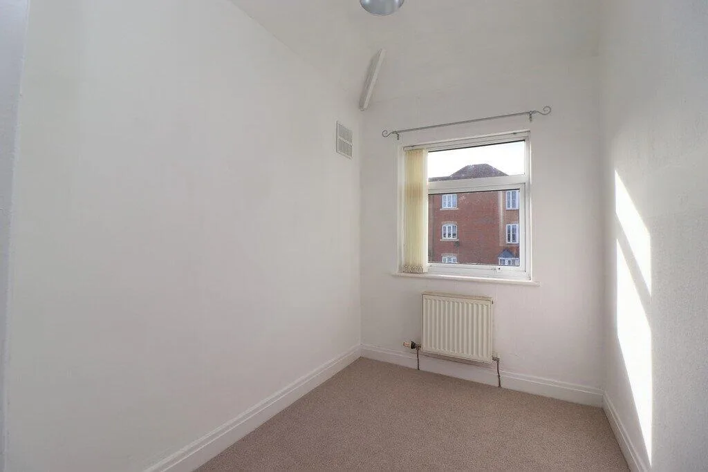 3 bedroom semi-detached house for rent