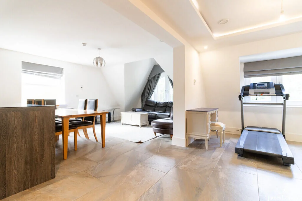 3 bedroom penthouse for rent