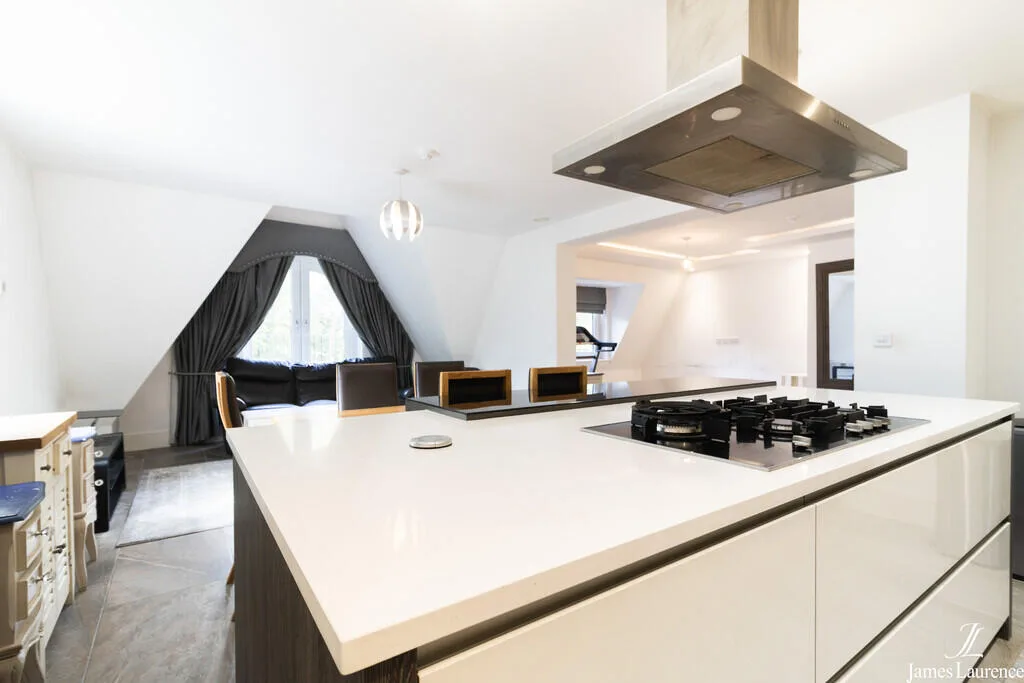 3 bedroom penthouse for rent