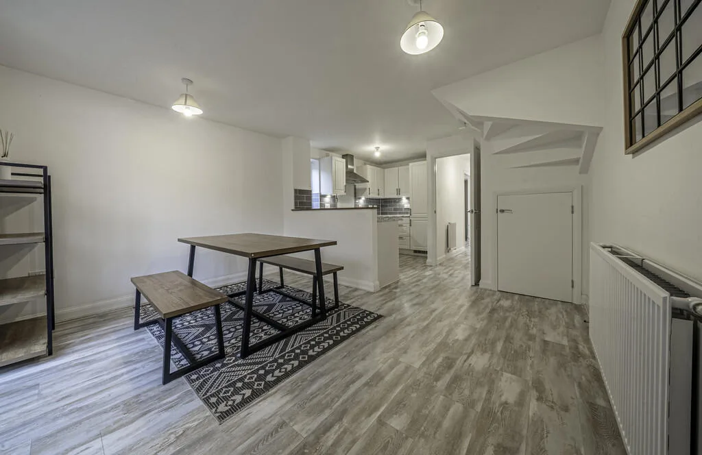 3 bedroom town house for rent