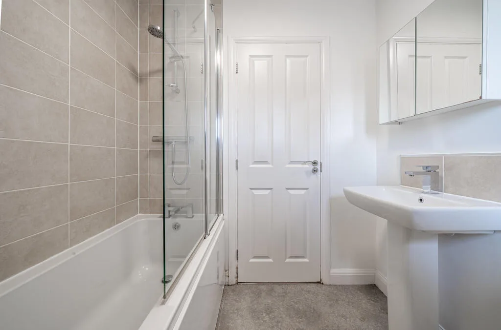 3 bedroom town house for rent