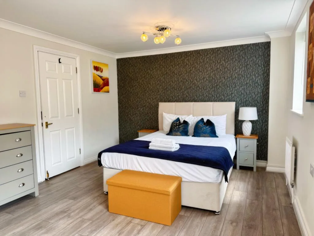 3 bedroom flat for rent