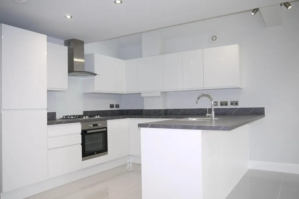 2 bedroom ground floor flat for rent
