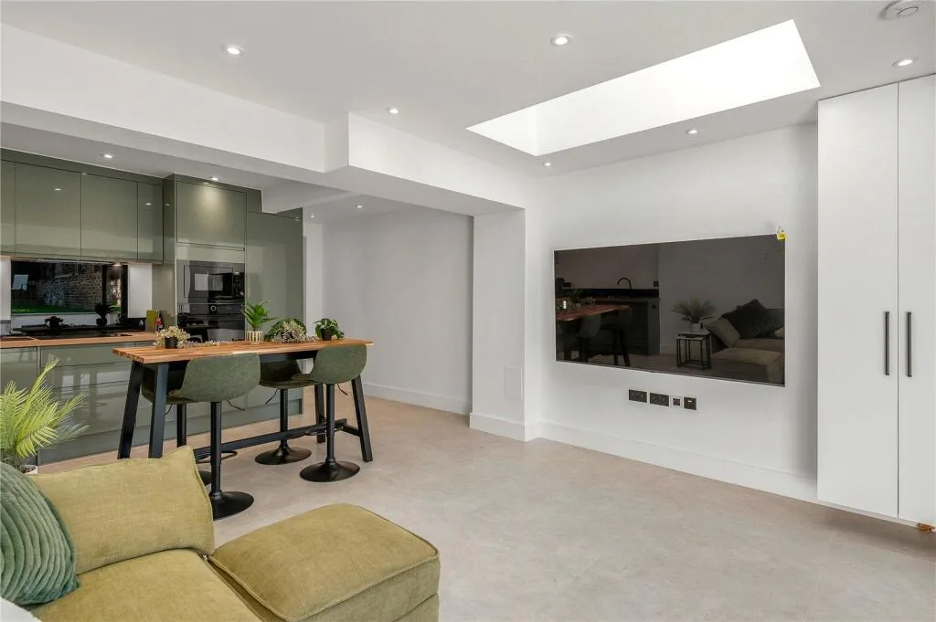 1 bedroom apartment for rent