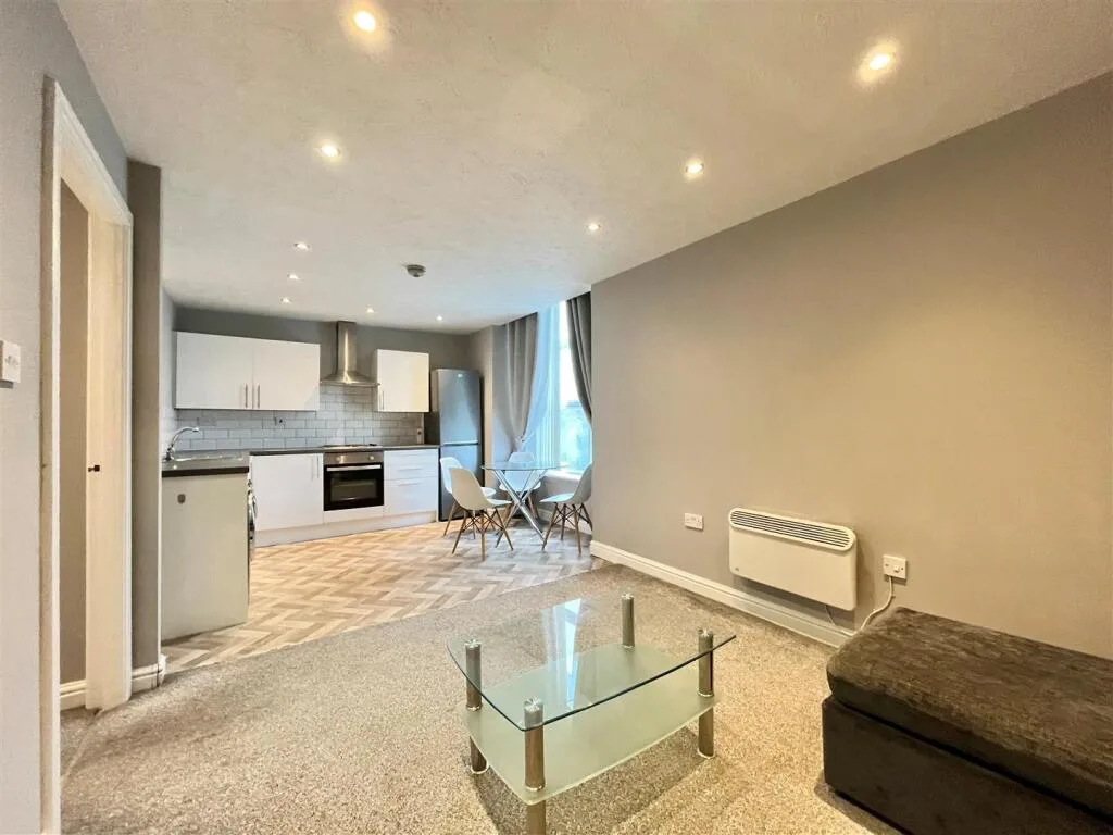 2 bedroom apartment for rent