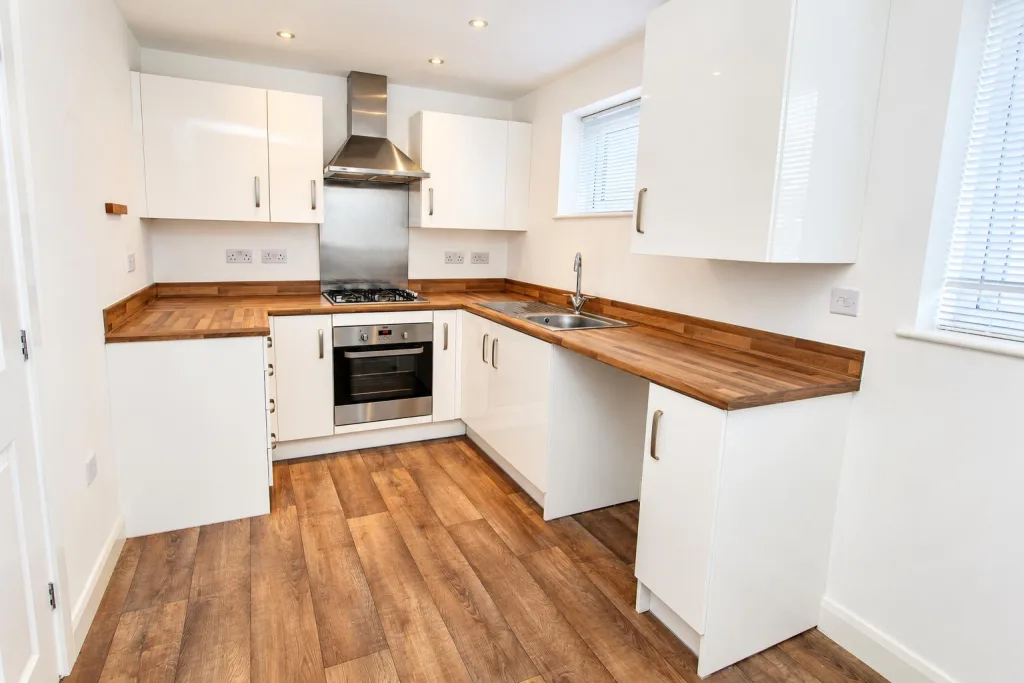 2 bedroom house for rent
