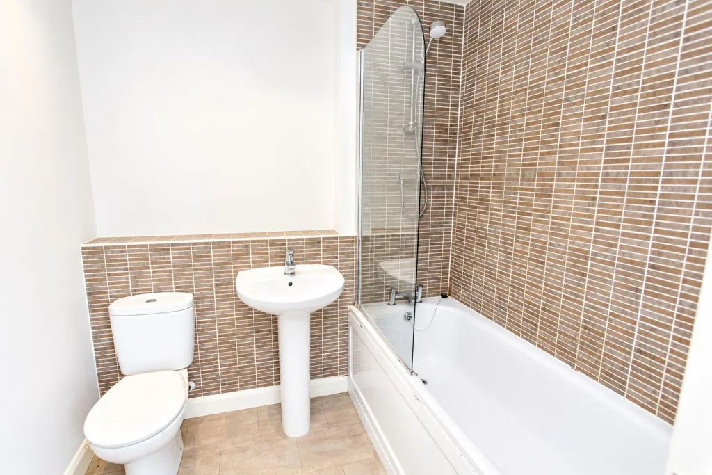 2 bedroom house for rent