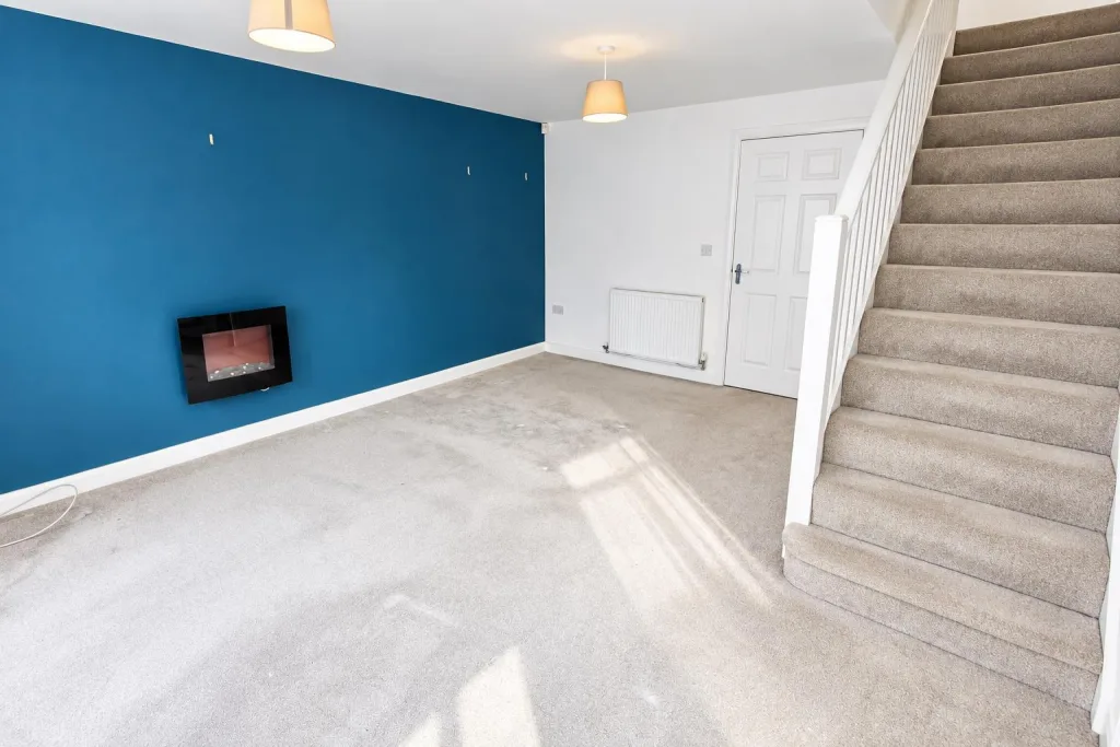 2 bedroom house for rent