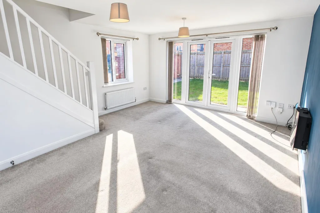 2 bedroom house for rent