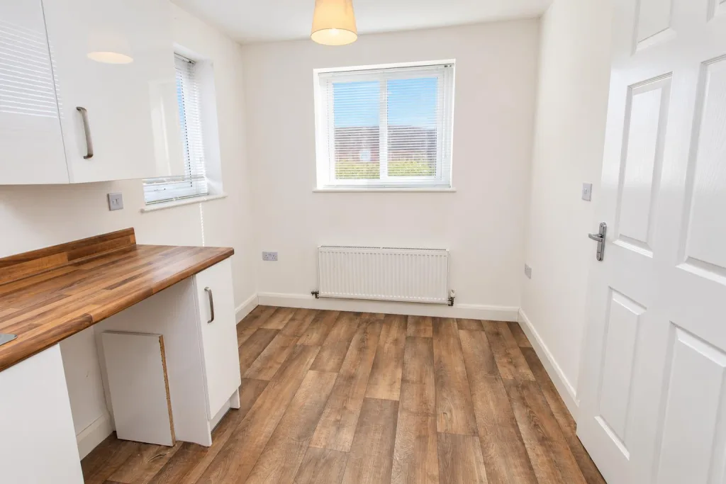 2 bedroom house for rent