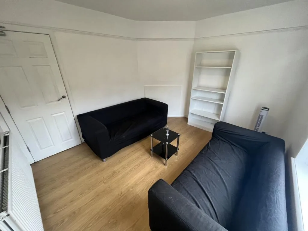 4 bedroom terraced house for rent