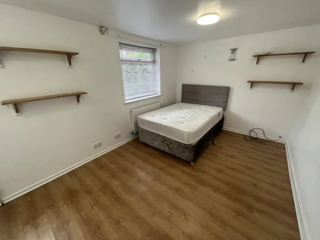 4 bedroom terraced house for rent