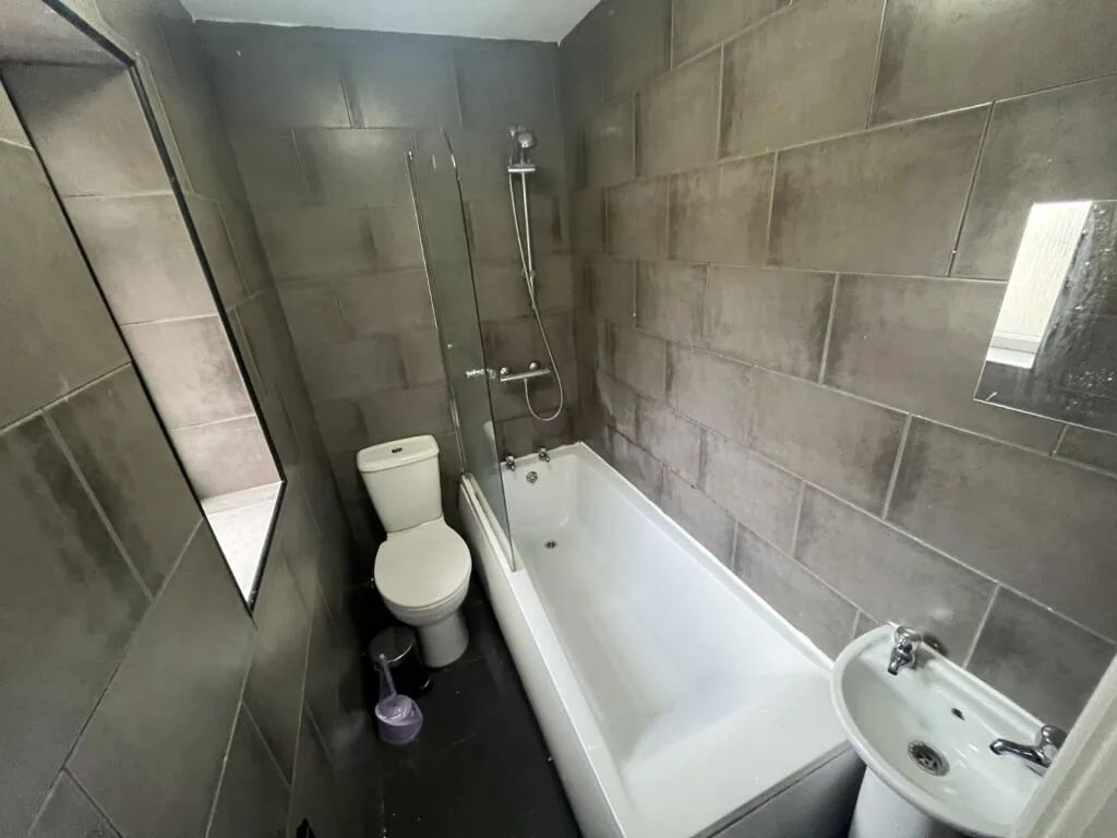 4 bedroom terraced house for rent