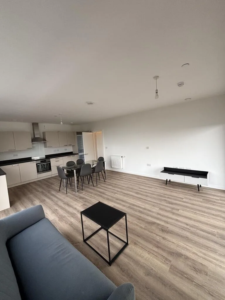 3 bedroom flat for rent