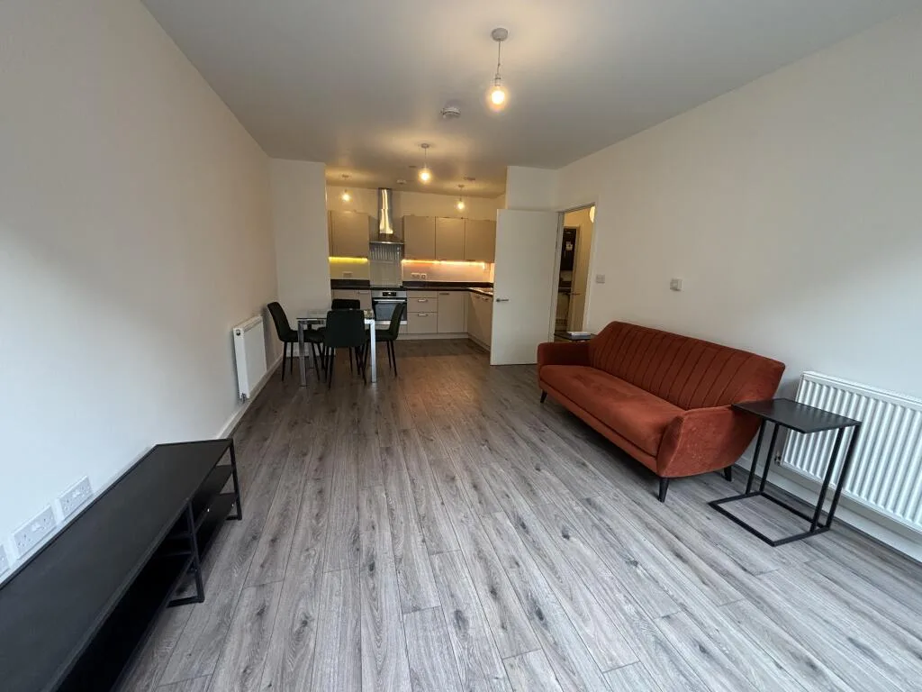 1 bedroom ground floor flat for rent