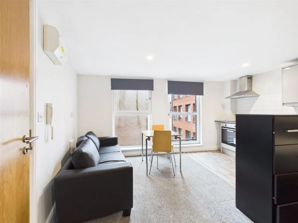 Studio apartment for rent