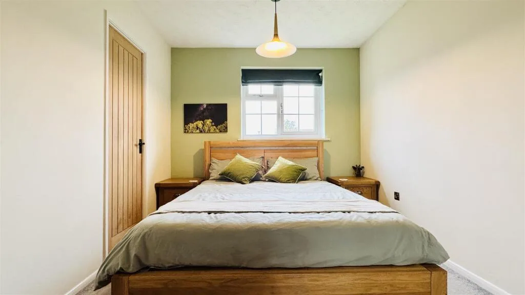 4 bedroom detached house for rent