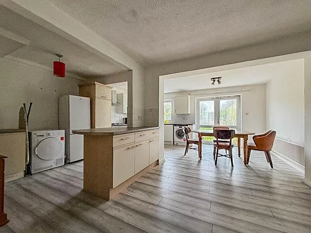 4 bedroom house for rent