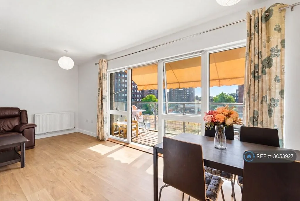 2 bedroom flat for rent