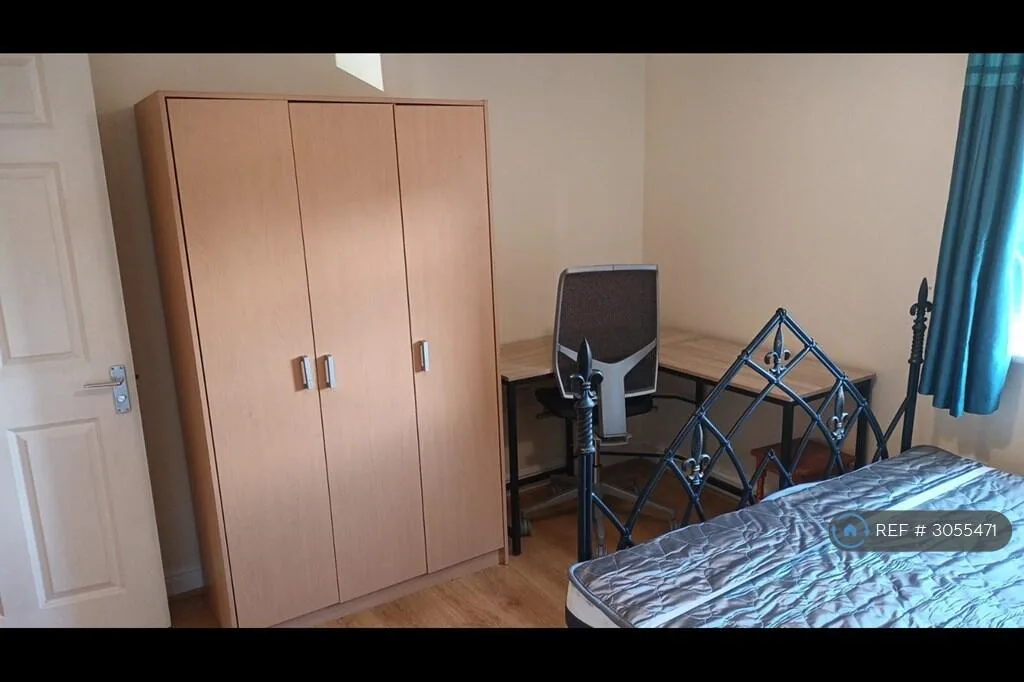 2 bedroom penthouse for rent