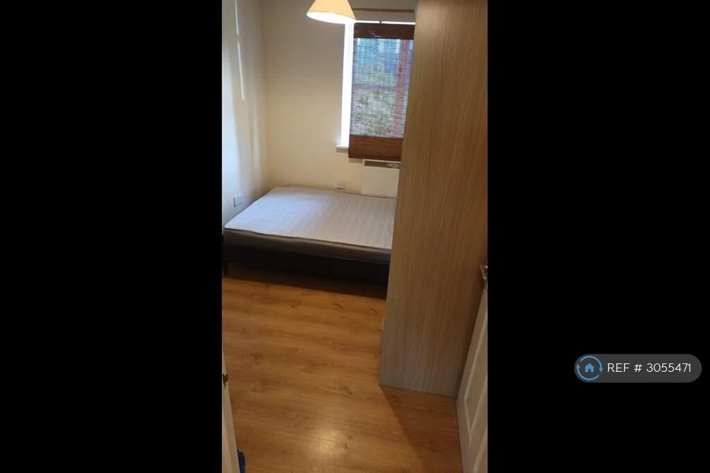 2 bedroom penthouse for rent