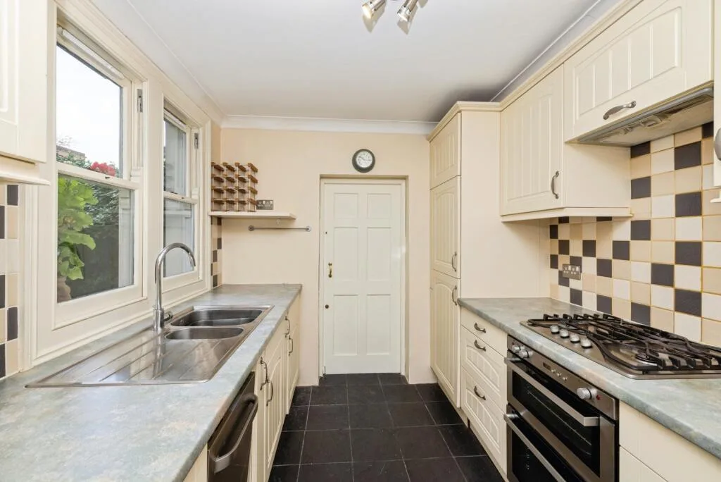 2 bedroom terraced house for rent