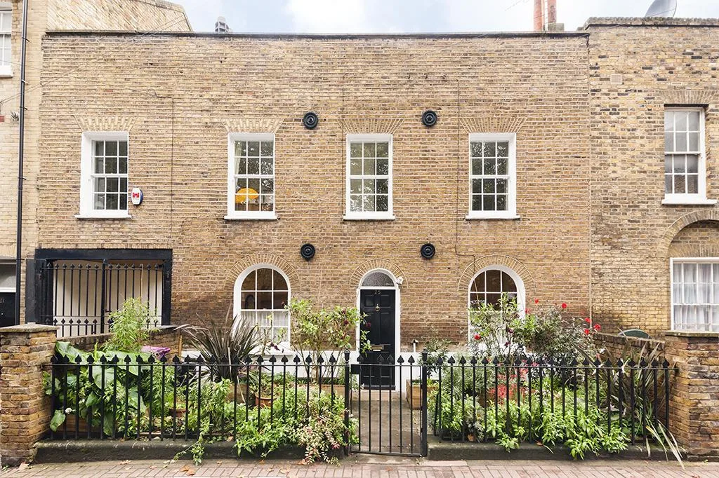 2 bedroom terraced house for rent