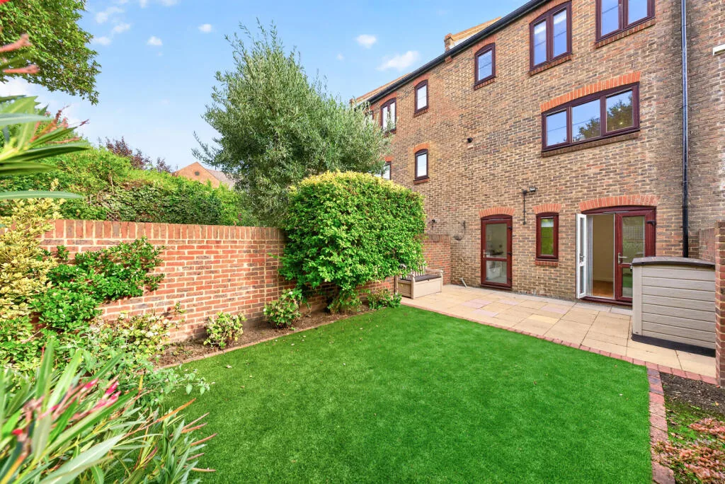 3 bedroom terraced house for rent