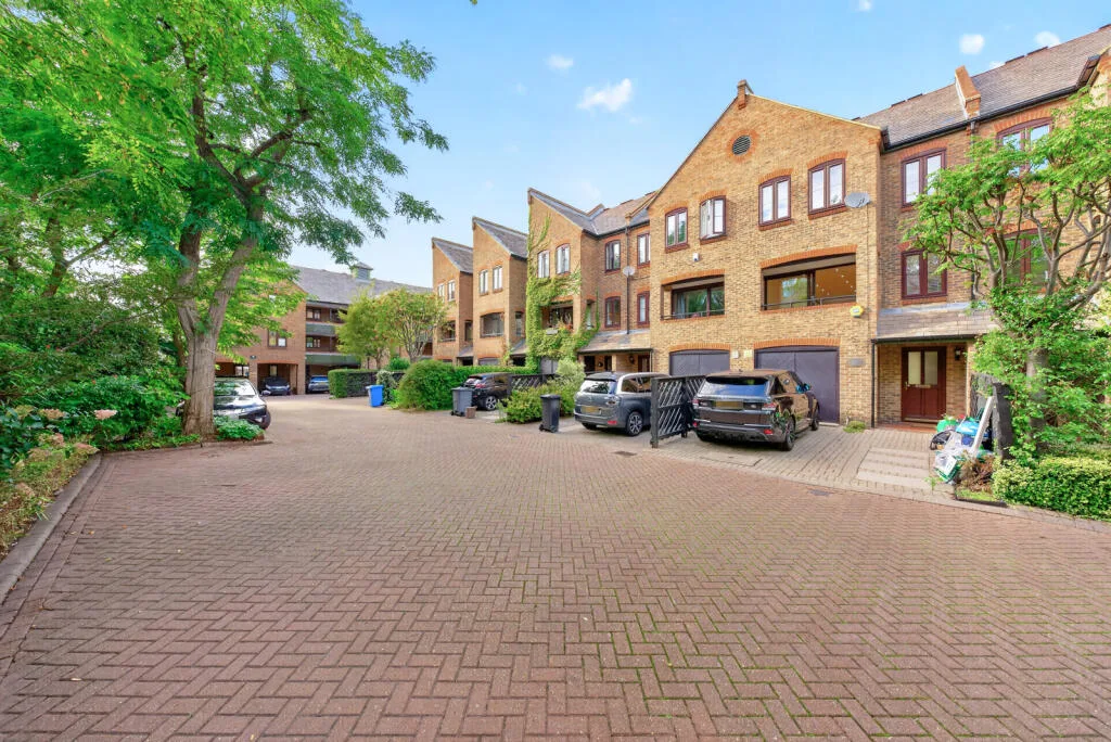 3 bedroom terraced house for rent