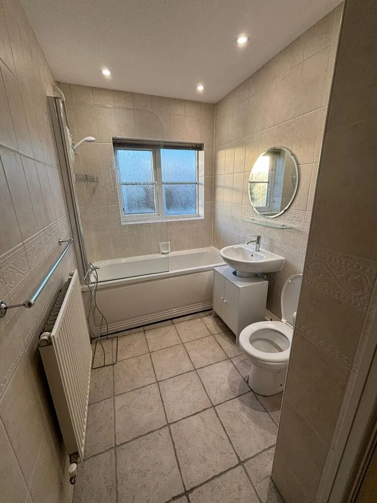 2 bedroom flat for rent