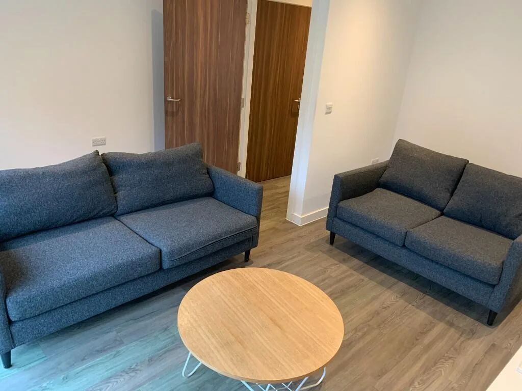 4 bedroom town house for rent