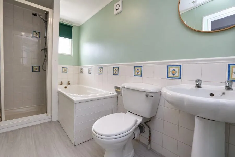 2 bedroom cottage for rent