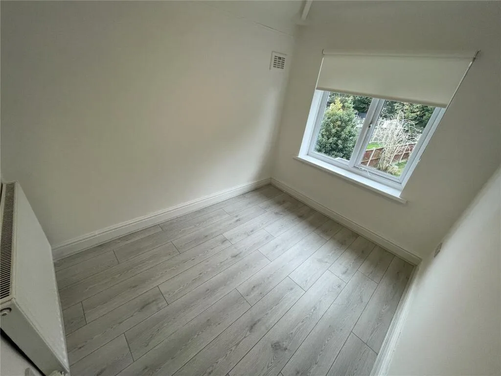 3 bedroom end of terrace house for rent