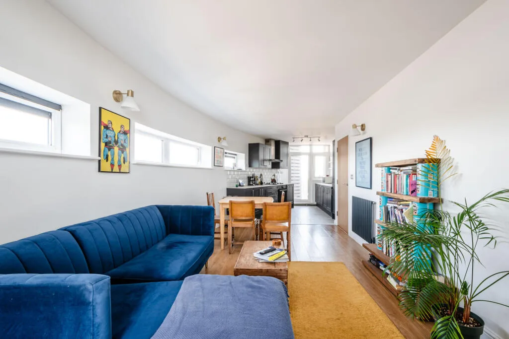 2 bedroom flat for rent