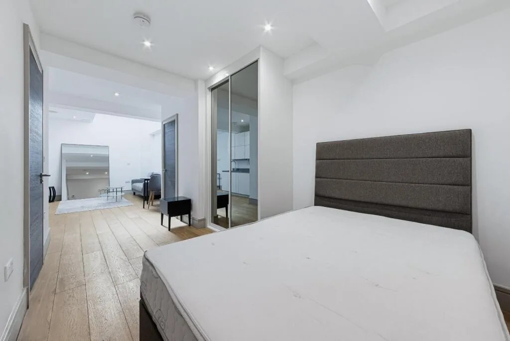 Studio apartment for rent